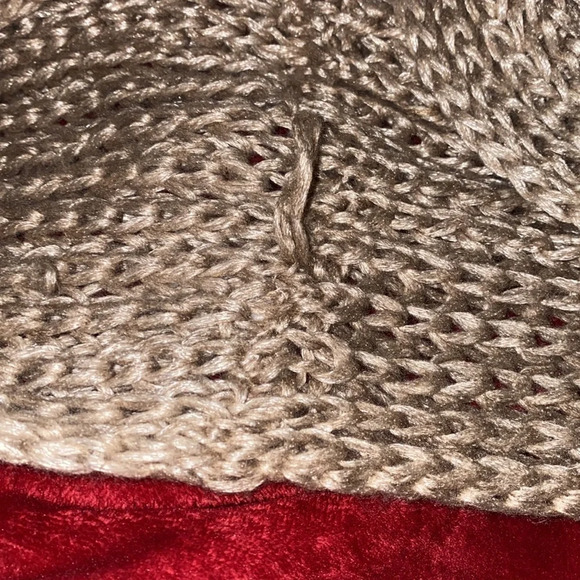 Calvin Klein gold ribbed knit  scarf - Picture 13 of 17